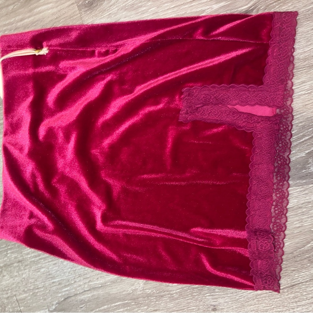 Velvet skirt
